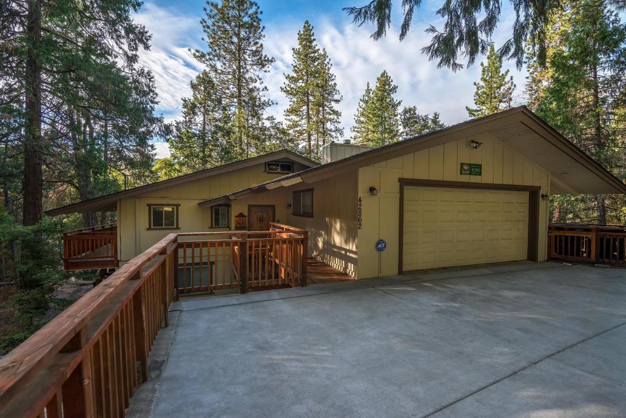 Villa Sierra Springs à Oakhurst Extérieur photo