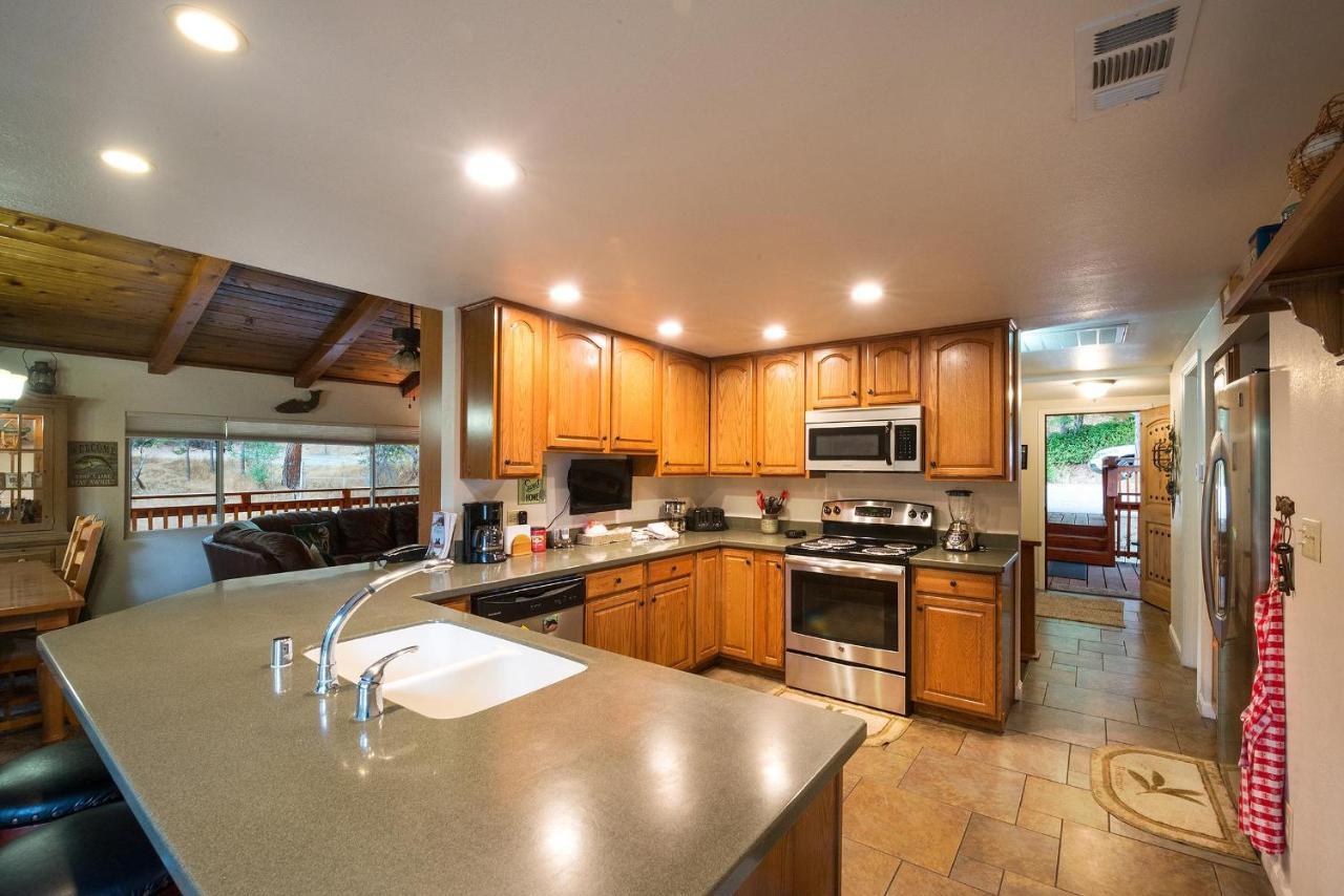 Villa Sierra Springs à Oakhurst Extérieur photo