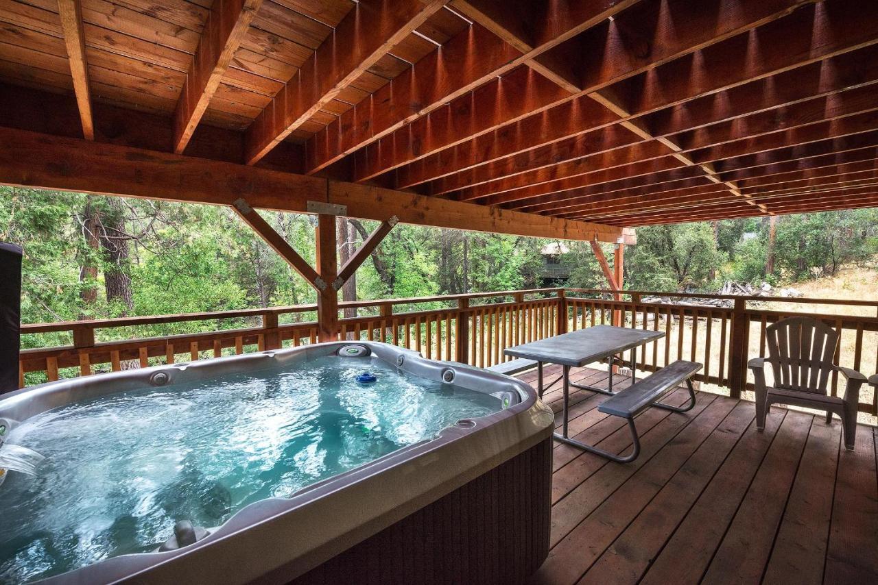 Villa Sierra Springs à Oakhurst Extérieur photo