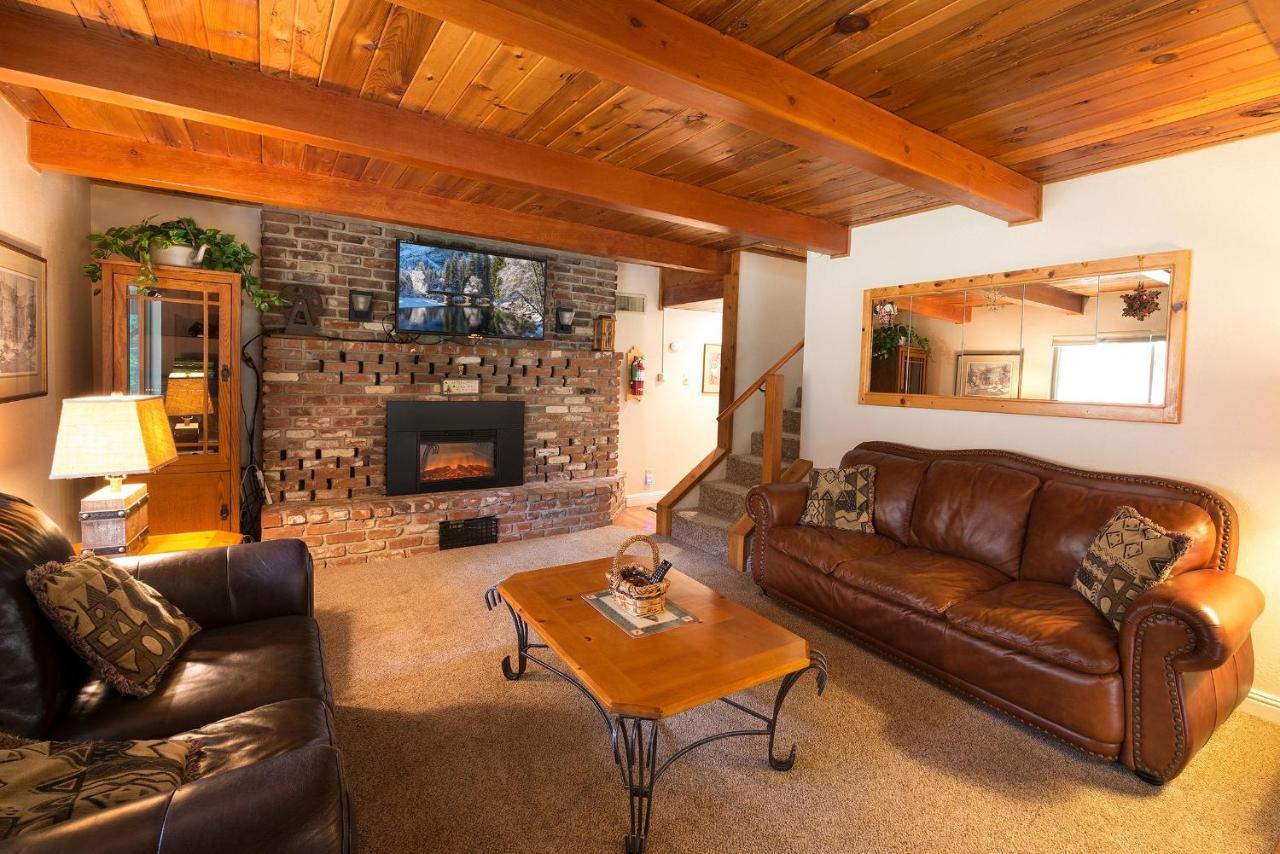 Villa Sierra Springs à Oakhurst Extérieur photo